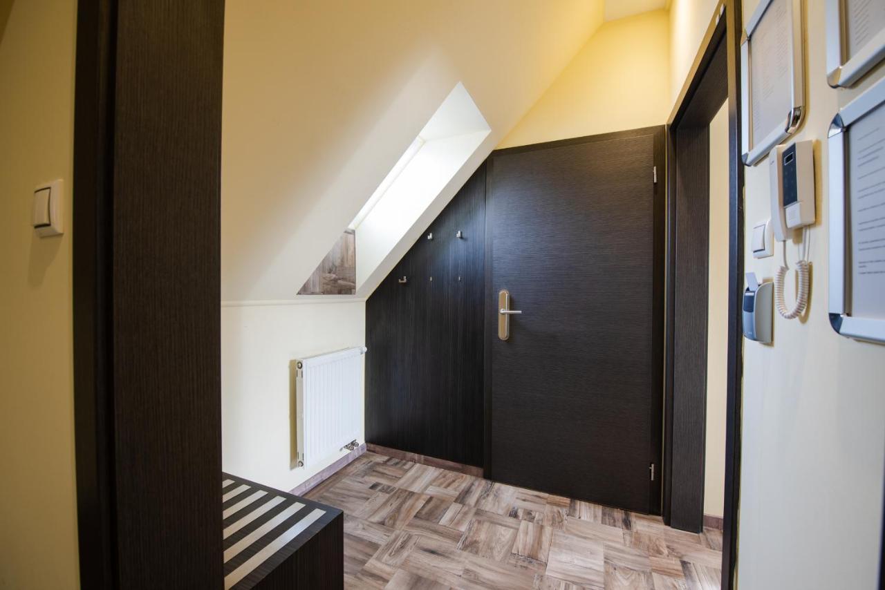 Brigitte Aparthotel