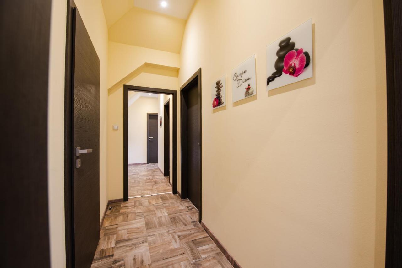 Aparthotel Brigitte Pressburg